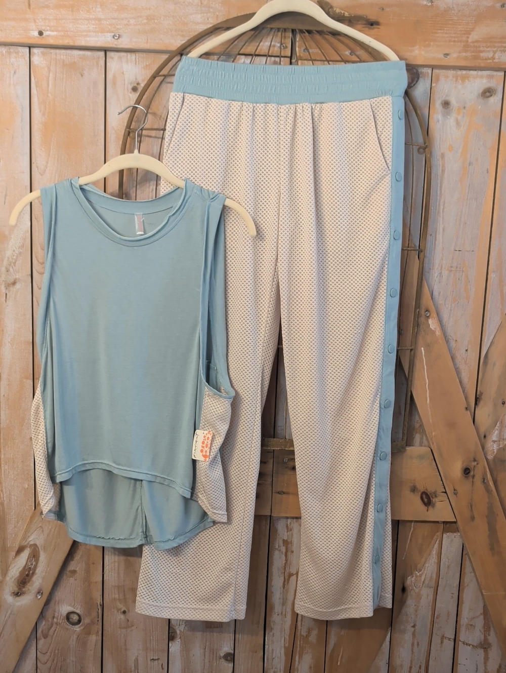 NWT.   2 PC FREE PEOPLE TANK & PANTS LOUNGE SET